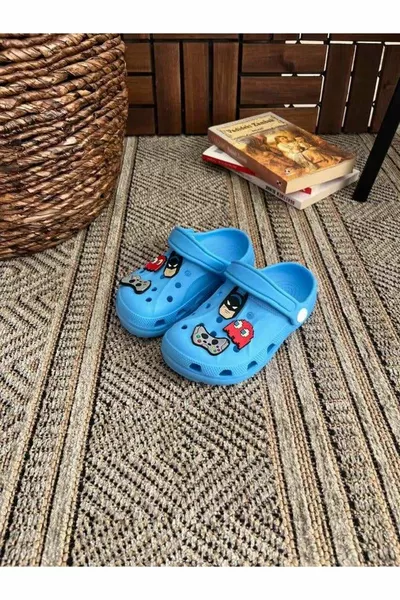 Ragazze Ragazzi Bambini 6 Pezzi Croce Jibbitz Fancy Regalo Chiuso Anteriore Giardino Piscina Casual Sandali Pantofole