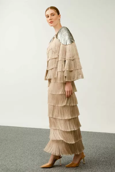 شرابة تنورة مفصلة بيج