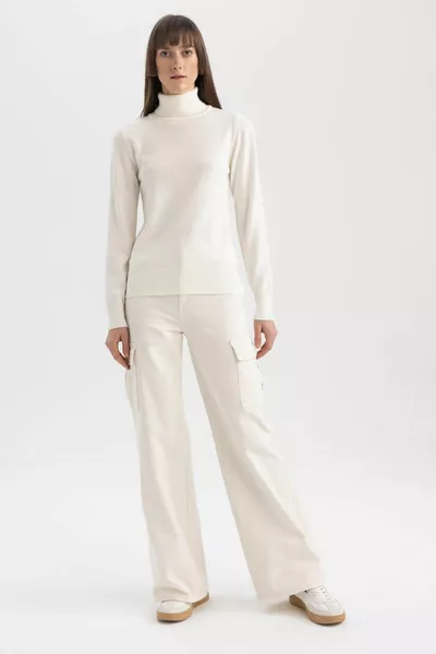 سترة عادية بياقة مدورة أساسية متماسكة wn