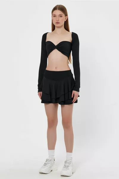 Ella Black Shorts Rock