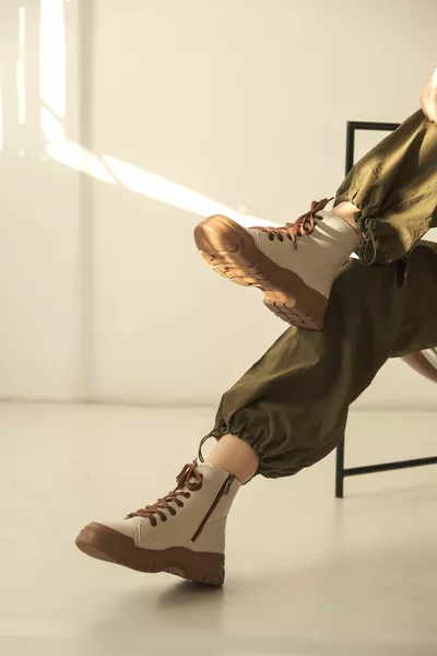 Dames Postal Boots Lace-Up Pouch met ritssluiting zwart