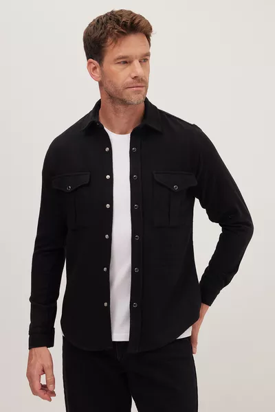 Slim Fit Uzun Kollu Kışlık Oduncu Çift Cep Kapaklı Düz Erkek Siyah Gömlek