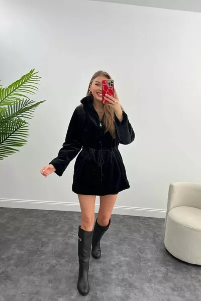 Дамско палто с колан, копринен с въже, с пухкава лека подплата, късо