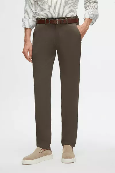 بنطال جينو للرجال بقصة ضيقة من Ds Damat باللون الأخضر الزيتوني، منسوج، مطاطي عند الخصر، مرن، مع جيوب جانبية