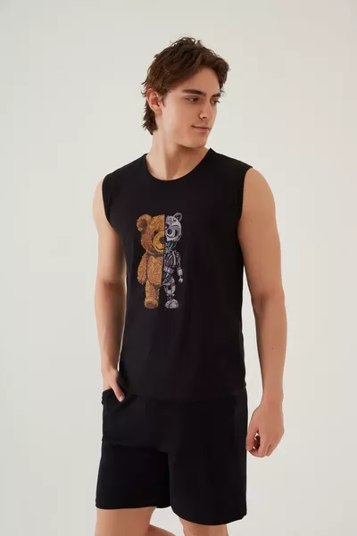 طقم بيجامة رجالي قطني بأكمام قصيرة وشورت مع تفاصيل مطبوعة