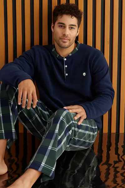 Мужская пижама из флиса с зеленой и темно-синей клеткой