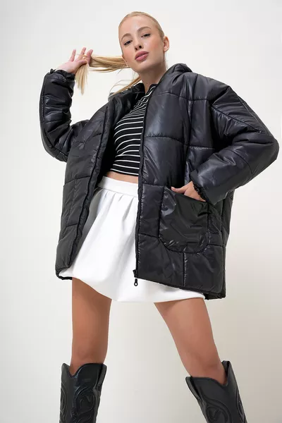 Women's Black Hooded Flap Pocket Puffer Fashion Oversized Jacket 
