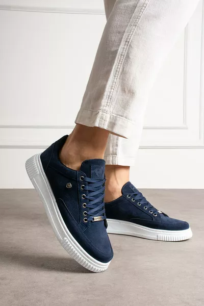 حذاء رياضي رجالي من الجلد السويدي باللون الأزرق الداكن بمقاس مريح 