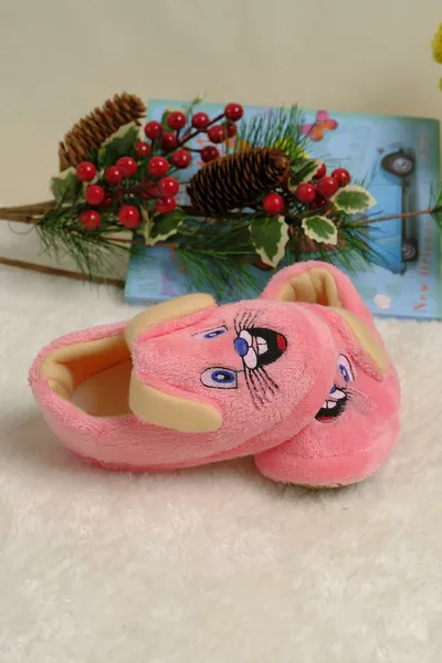 حذاء روضة منزلي رياضي غير قابل للانزلاق للأطفال الصغار والرضع من مينو للجنسين