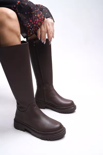 حذاء نسائي عالي  جلد بني