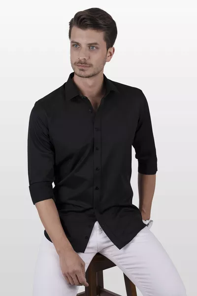 Черна сатенена слимфит подаръчна мъжка риза в кутия