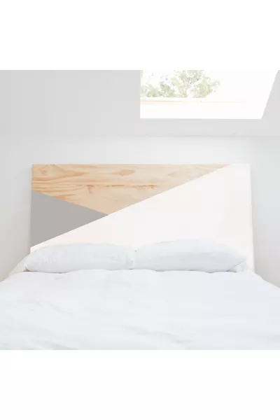 Легло с цветна табла/основа