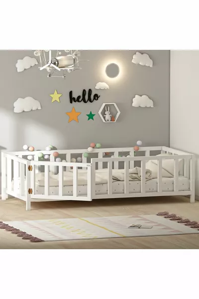 Troy Montessori Bett mit weißen Türen *