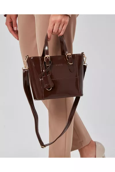 حقيبة كتف وقطر جلدية متوسطة الحجم للنساء من Torime