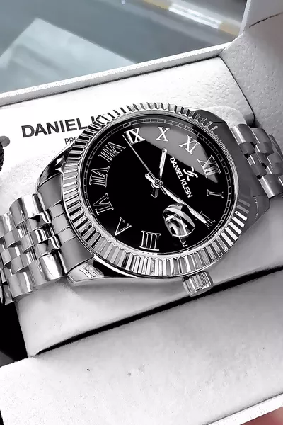 ساعة يد رجالية أصلية مقاومة للماء حتى 3 ضغط جوي بسوار فولاذي فضي وأسود هدية