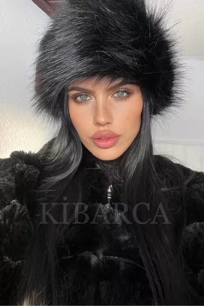 قبعة روسية من الفرو الصناعي الشتوي باللون الأسود العصري