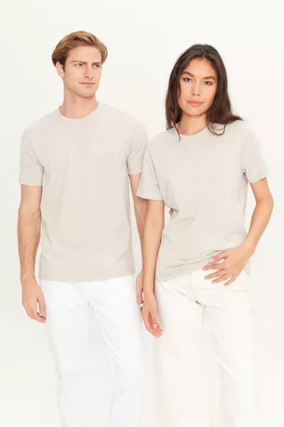 تي شيرت أساسي رجالي ضيق من القطن بلون بيج مزيج، برقبة دائرية