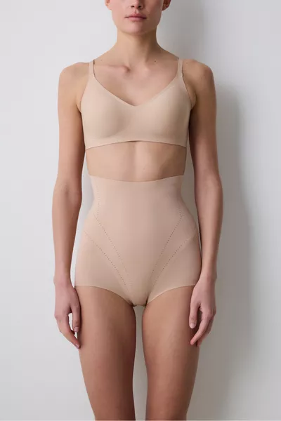 #İzbırakmaz Beige Clair Ceinture Haute Slip