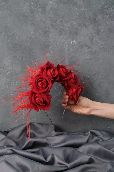 Velvet Rose Feathered Design Bridal Henna Crown