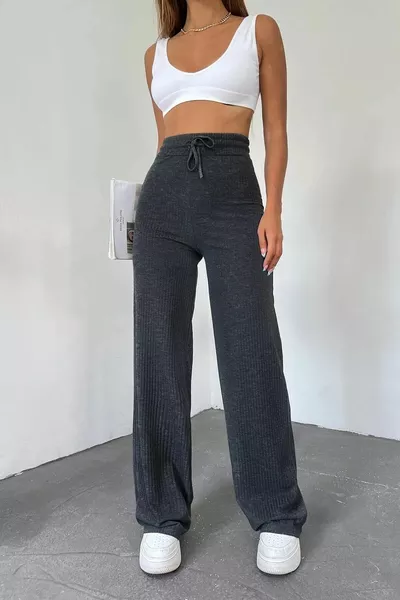 بنطال رياضي نسائي أنترسايت بطول واسع وقصة بالازو مربعات وتفصيل مضلع