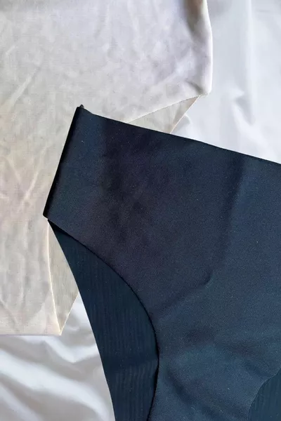 Laser Cut Seamless Stretch Non-Marking Women's Panties 9 Pieces