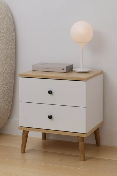 طاولة جانبية بسحّابة من ساگا