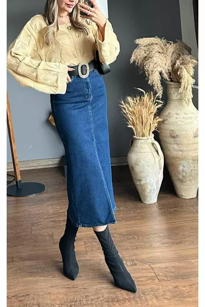 Modello Zr Spacco Dettagliato Gonna Denim Con Bottoni Blu Scuro Midi Lunghezza Al Ginocchio