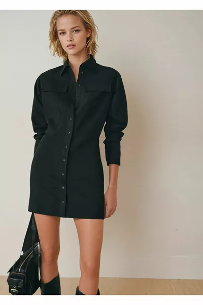 فستان قصير بياقة قميص