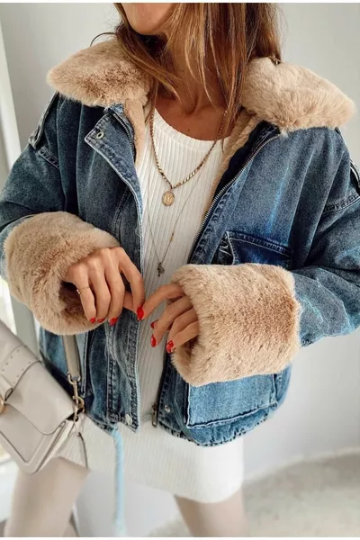 جاكيت جينز بقبة وأكمام من الفرو للنساء