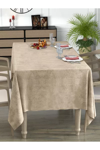 Скатерть Daily Series цвета беж с бархатистым рисунком