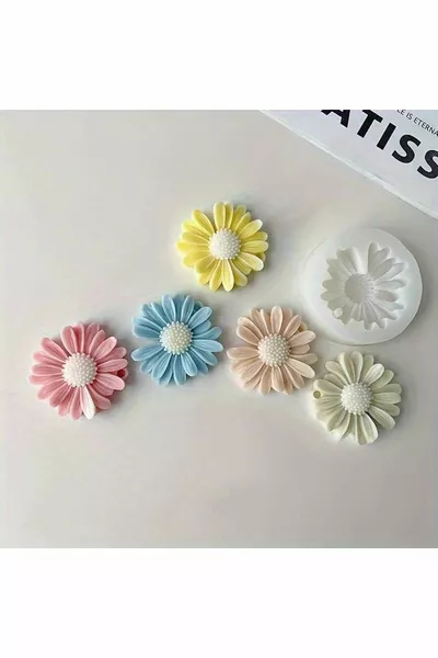 Силиконовая форма для свечей и мыла в виде ромашки