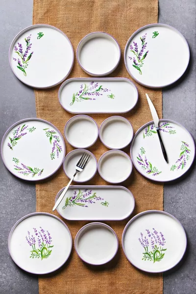 Комплект за закуска с лавандула за 6 души,  части - Луксозен сервиз за закуска с чинии