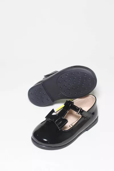 الفتيات القطب أسفل القوس التعادل القوس الأسود براءات الاختراع الجلود العظام الباليه الشقق