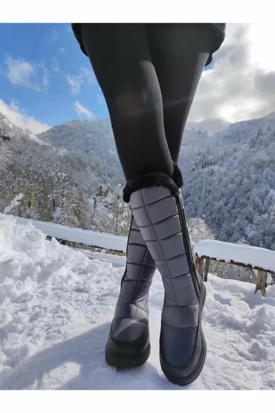 أحذية الثلج للماء