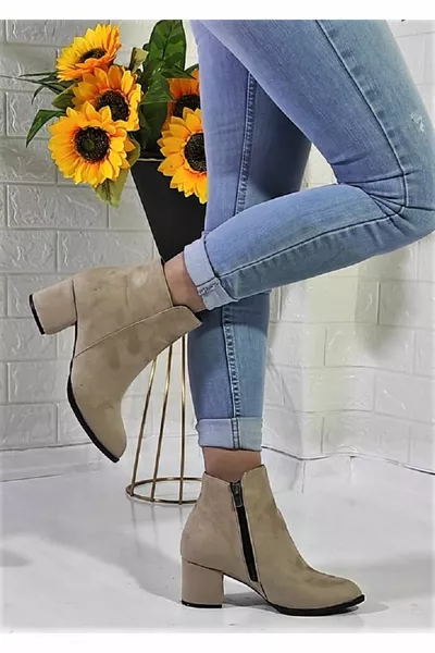 Stivali da donna Beige Pelle scamosciata Inverno Stivali con tacco corto Casual