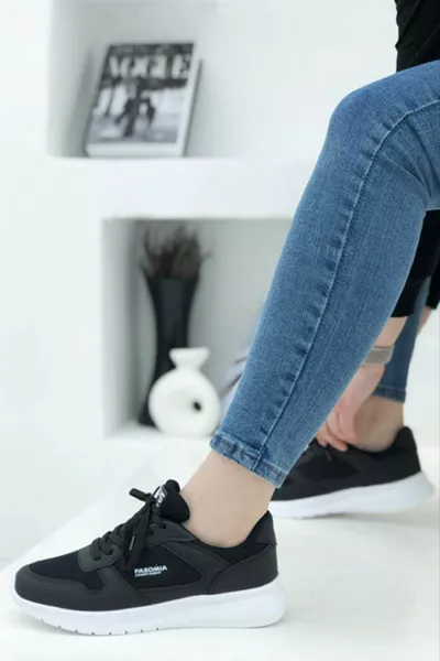 LÄSSIGE DAMEN-SNEAKER MIT FLEXIBLEN SOHLENSCHNÜRSENKELN