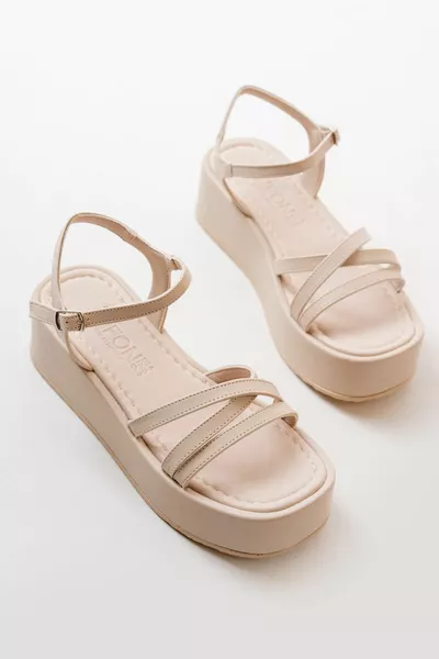  Sandali da donna con imbottitura beige