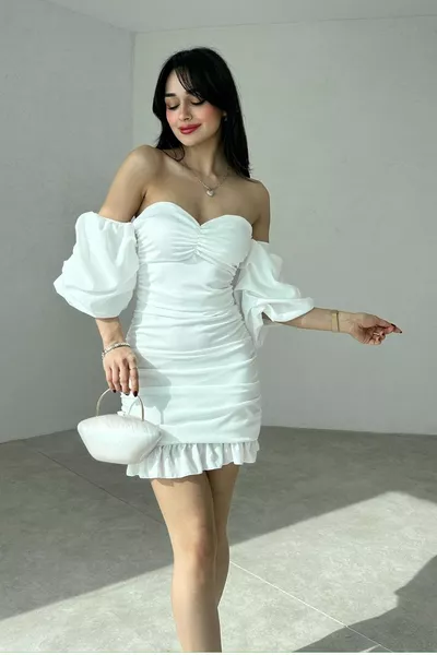 Mini robe de soirée blanche à col sans bretelles en tissu crêpe pour femmes avec manche élégante et cordon de serrage 