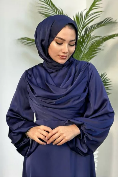 Сатенена вечерна рокля Degaje Navy Blue