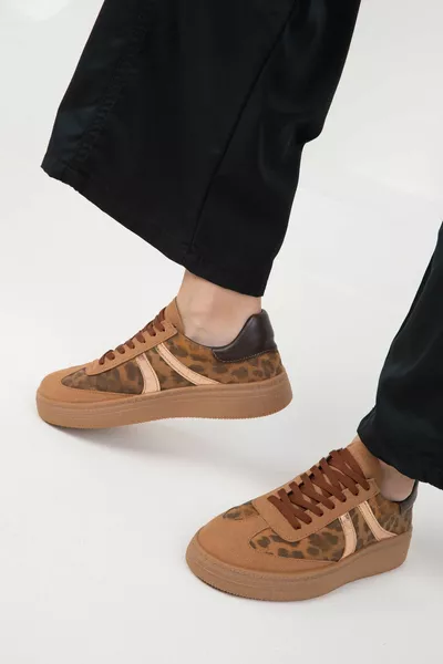 سنيكرز طابا ليوبارد نسائي 