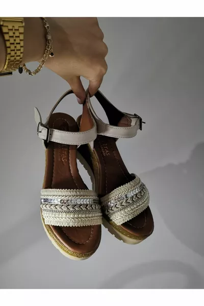 Дамски подметка Екрю подметка Перлени пайети Детайлни сандали