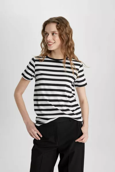 Regular Fit Basic Kurzarm-T-Shirt mit Rundhalsausschnitt sp