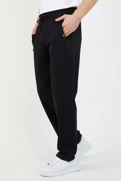 سروال رياضي رجالي بثلاث قطع باللون الأسود والفحم والكحلي، بجيوب بسحاب وتطريز، بقصة مستقيمة ومريحة