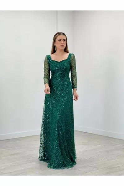 Триизмерна рокля с пайети принцеса върху тюл - изумрудено зелено