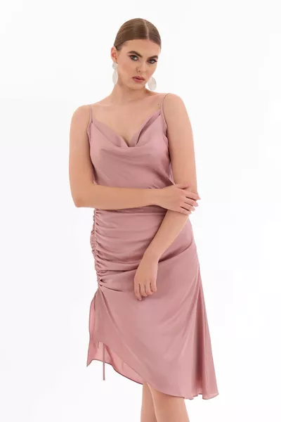 مسحوق الساتان حزام Degaje طوق قصيرة مساء اللباس