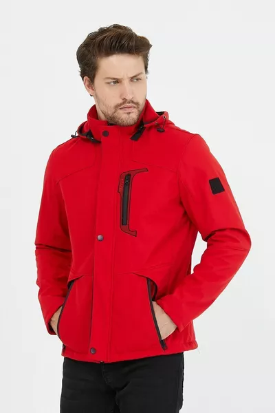 سترة رجالية حمراء بغطاء للرأس مقاومة للماء والرياح من نوع سوفتشيل