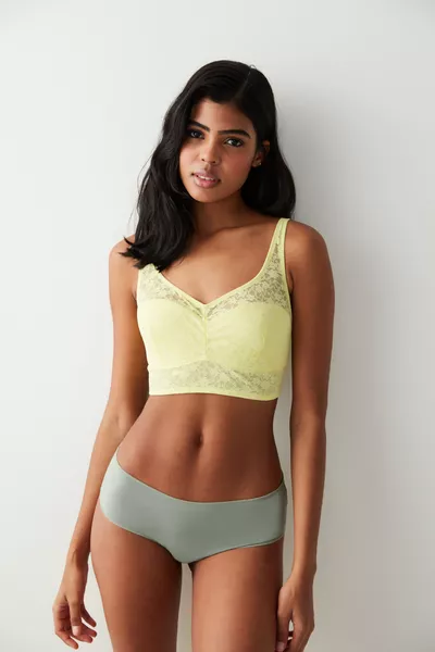 أريا ساري براليت