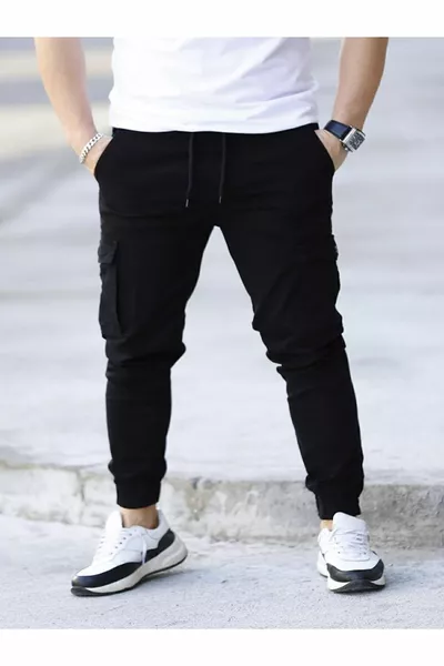 Pantaloni cargo neri con elastico in vita e gamba in lycra