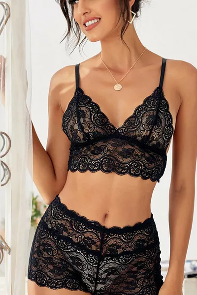 Damen-Set mit schwarzem BH und Shorts