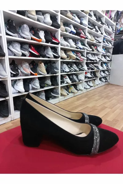 كعب الحجر الأسود